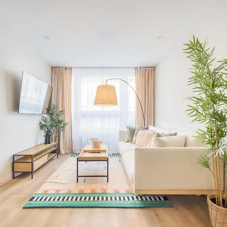 Modern 1br Vinohrady Centre By Gravity